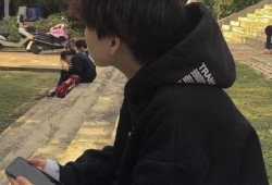 吃瓜网红头像男,网红头像背后的故事