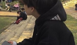 吃瓜网红头像男,网红头像背后的故事